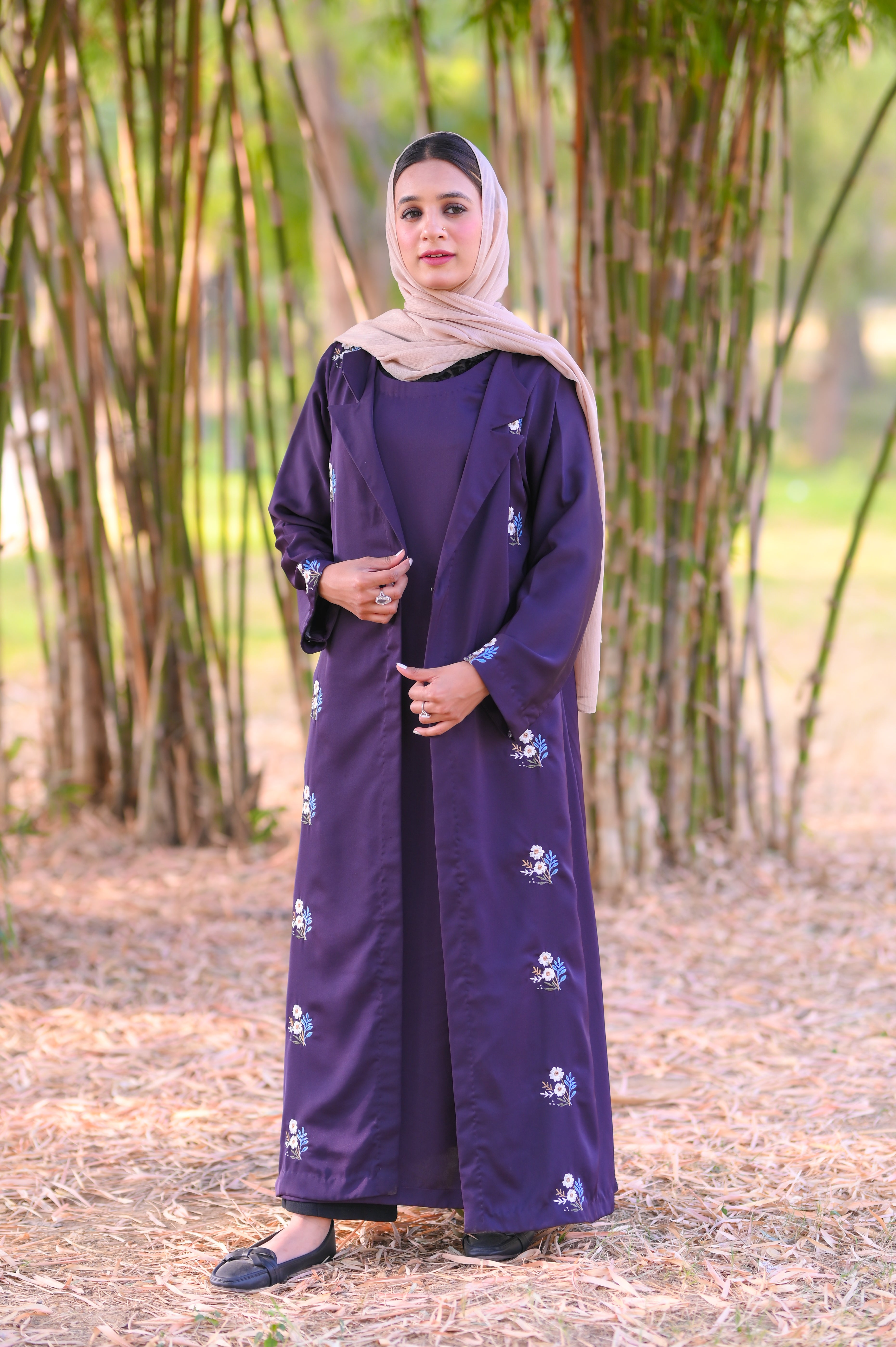 Zunaira Orchid Bloom Coat Abaya